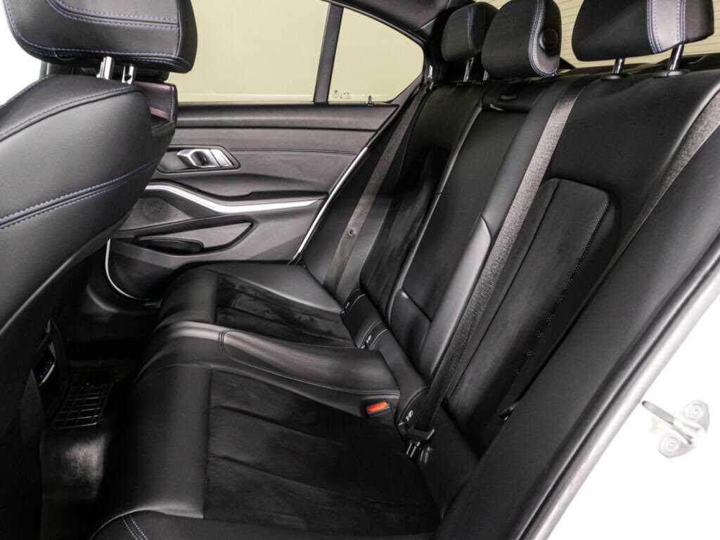 BMW 3 серии 320d xDrive, 2019 Фото №10