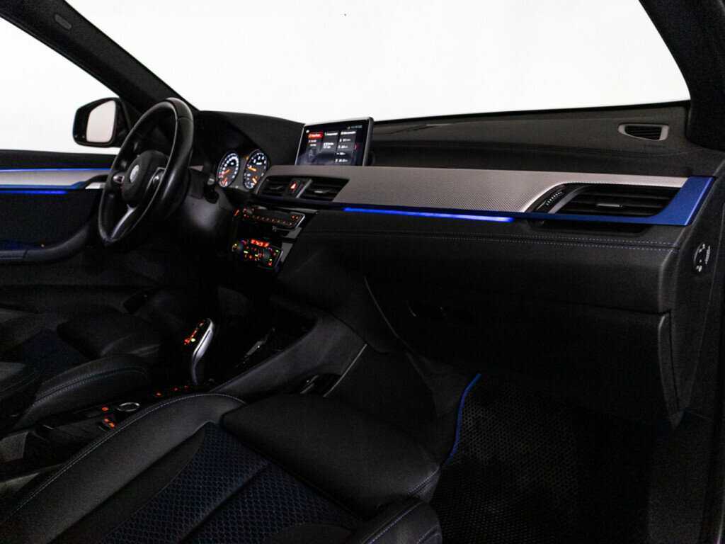 BMW X1 20i xDrive, 2020 Фото №21