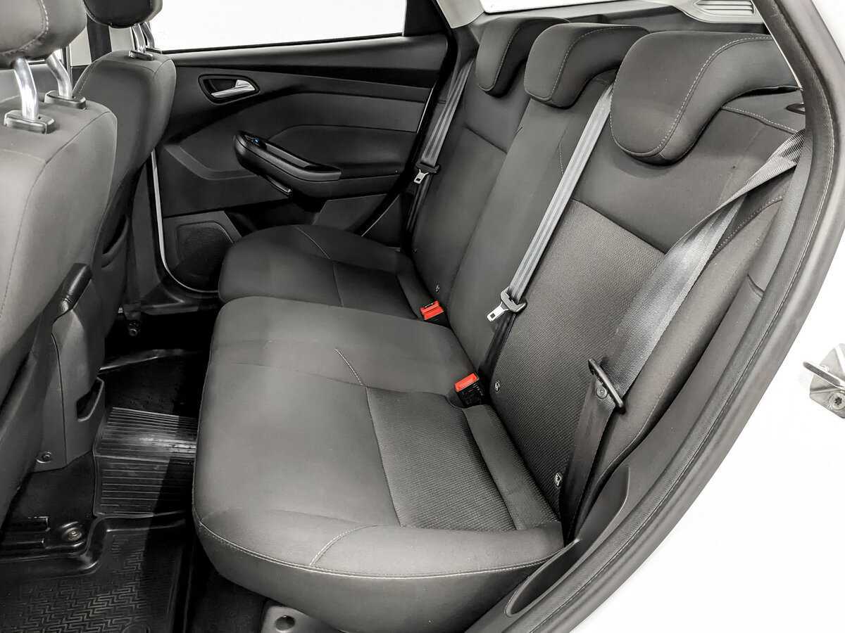 Ford Focus, 2018 Фото №12