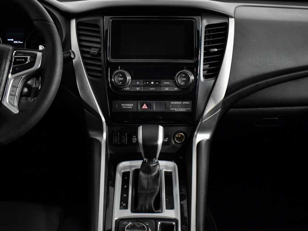 Mitsubishi Pajero Sport, 2019 Фото №13