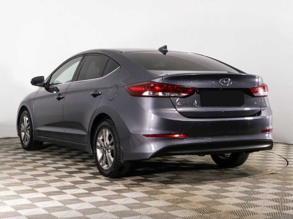 Hyundai Elantra, 2018 Фото №7