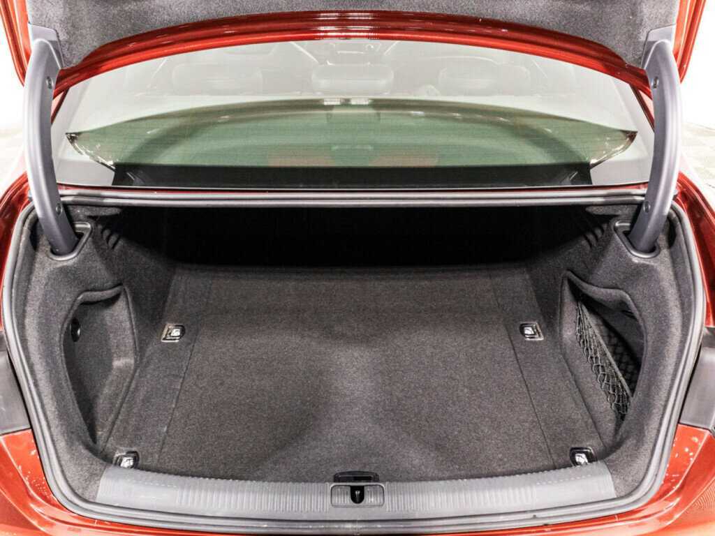 Audi A4, 2019 Фото №15