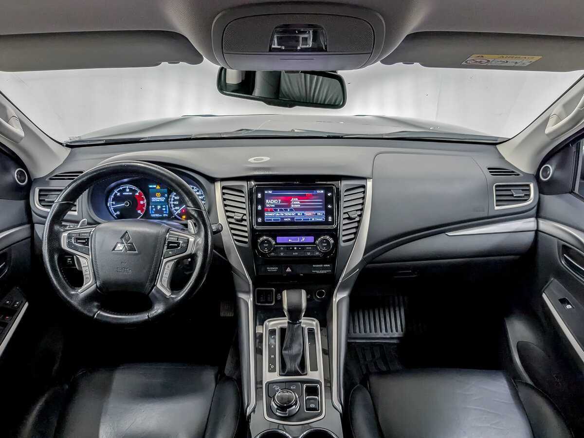 Mitsubishi Pajero Sport, 2019 Фото №14