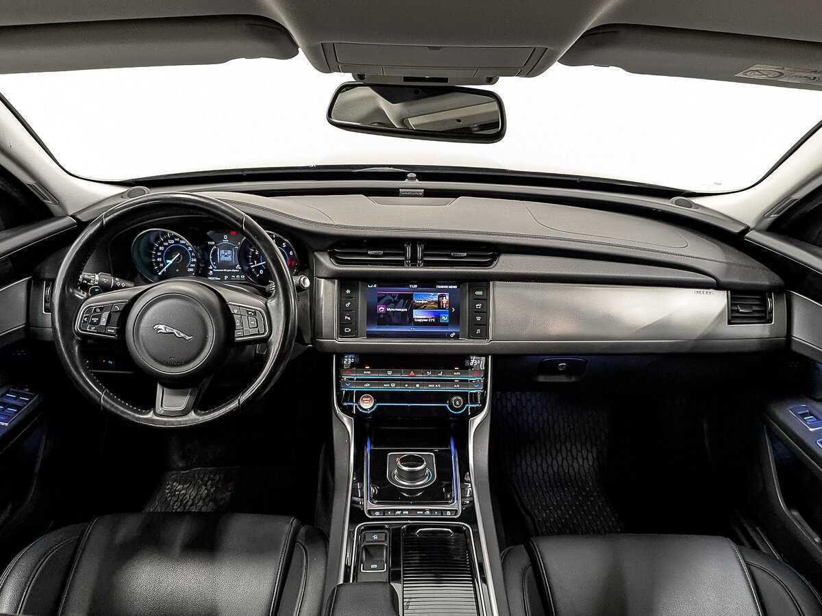 Jaguar XF, 2017 Фото №12