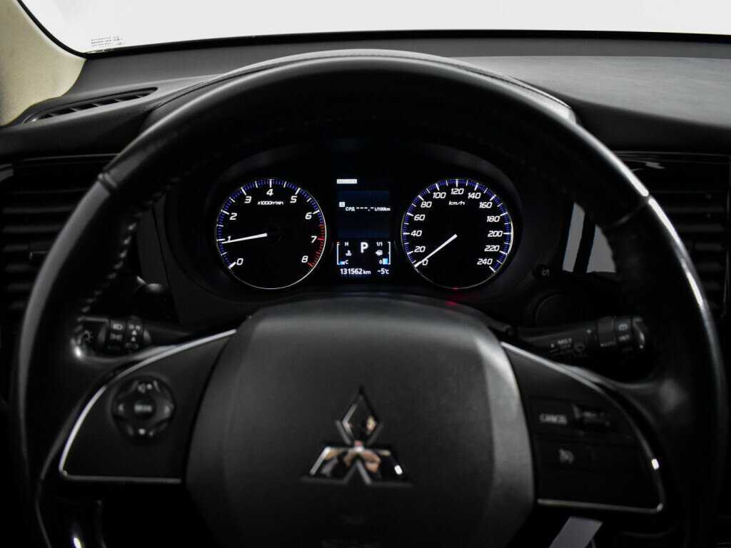Mitsubishi Outlander, 2017 Фото №18
