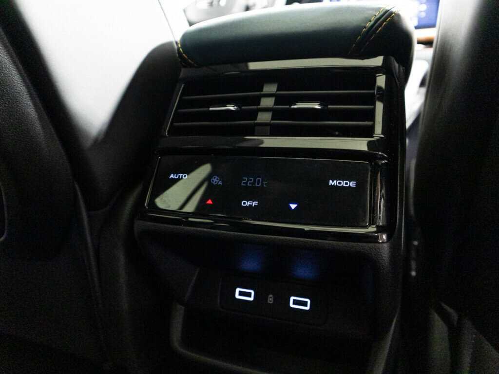 Geely Monjaro, 2023 Фото №28