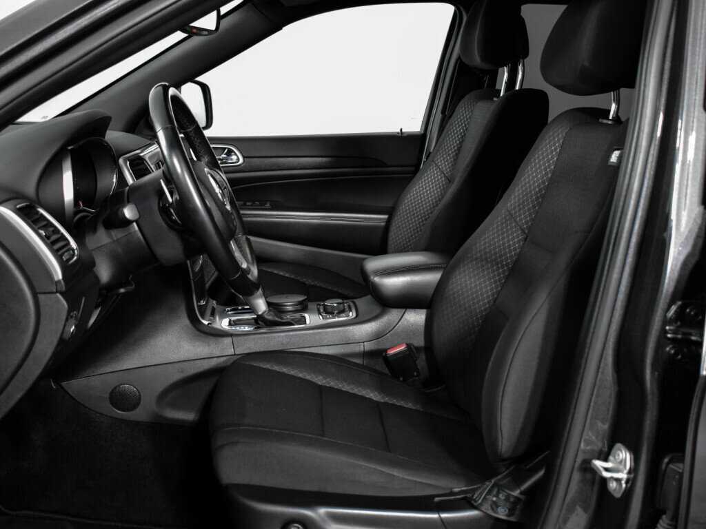 Jeep Grand Cherokee, 2018 Фото №9