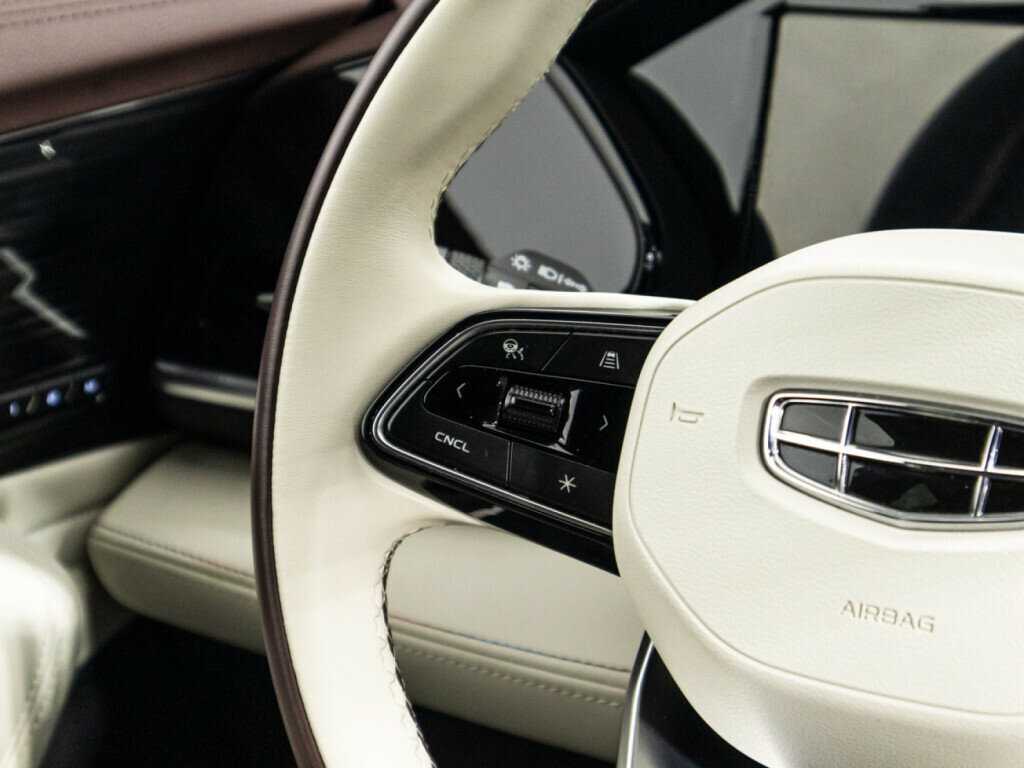 Geely Monjaro, 2023 Фото №25