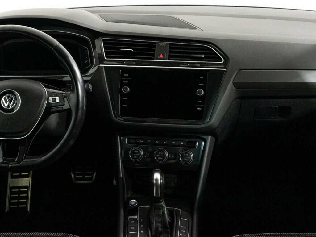 Volkswagen Tiguan, 2019 Фото №14