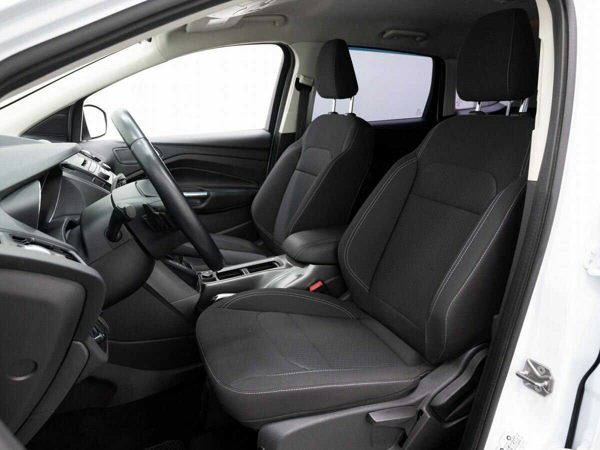 Ford Kuga, 2017 Фото №10