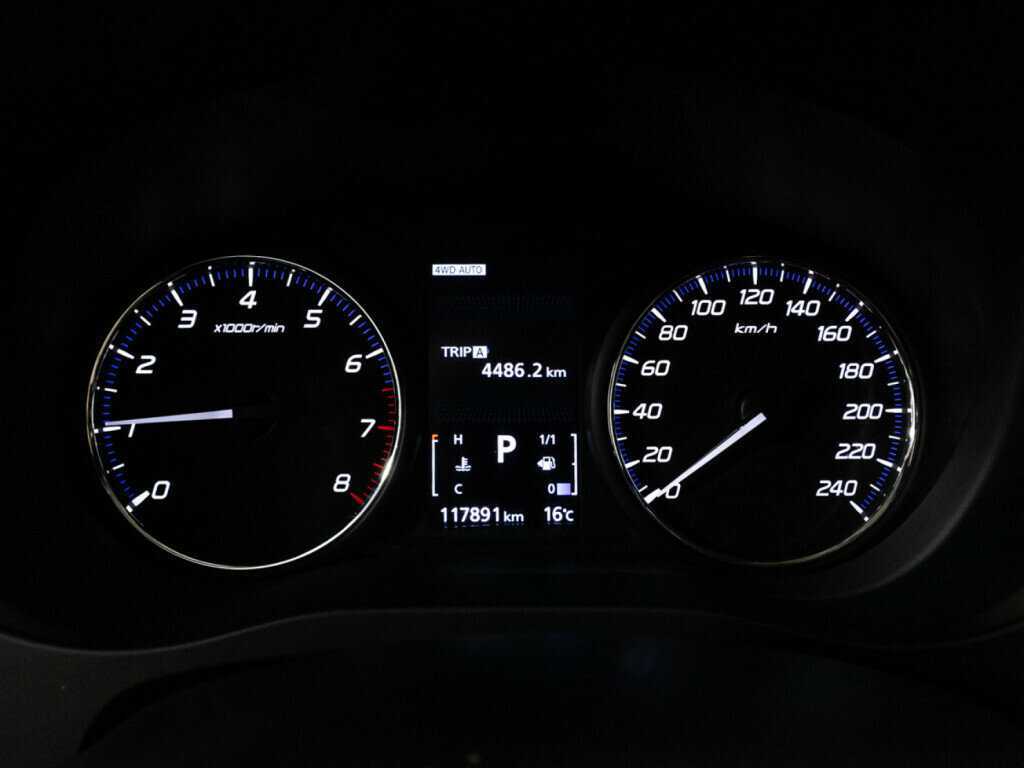 Mitsubishi Outlander, 2018 Фото №12