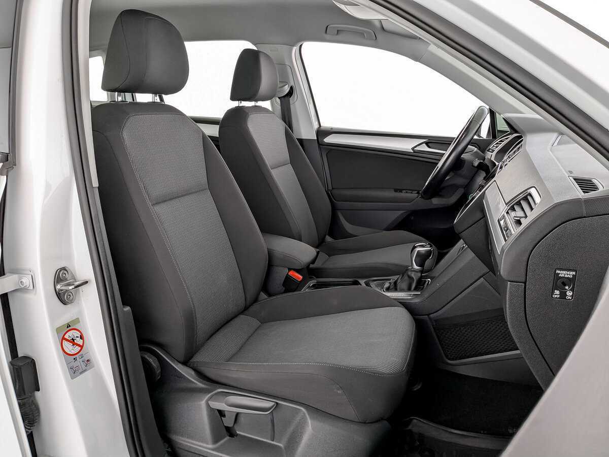 Volkswagen Tiguan, 2021 Фото №23