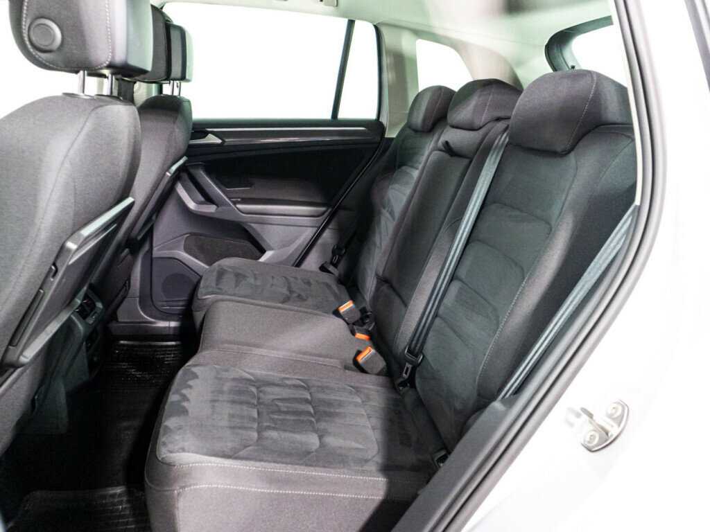 Volkswagen Tiguan, 2019 Фото №10