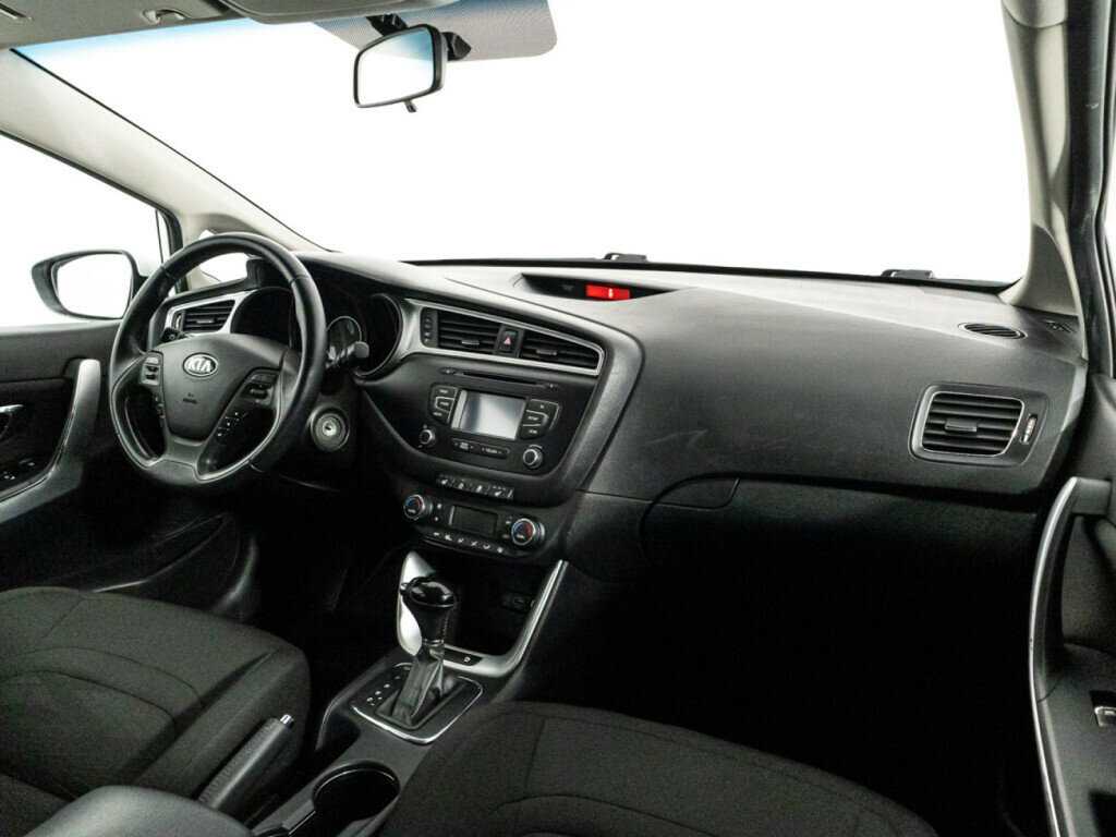 Kia Ceed, 2018 Фото №9