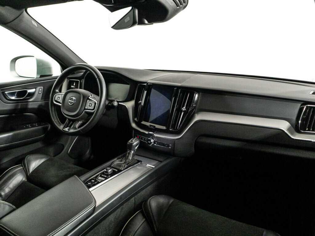 Volvo XC60, 2018 Фото №9