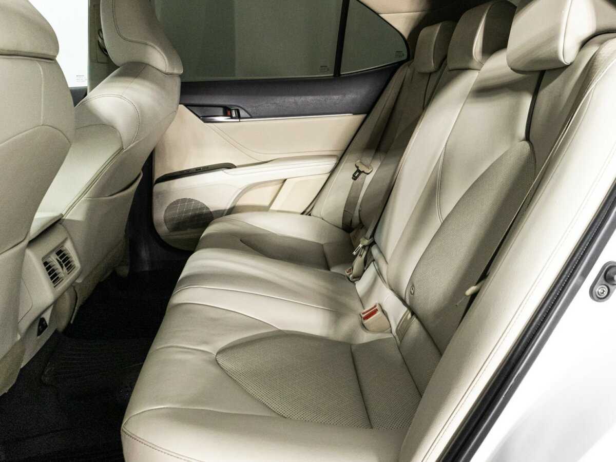 Toyota Camry, 2021 Фото №9