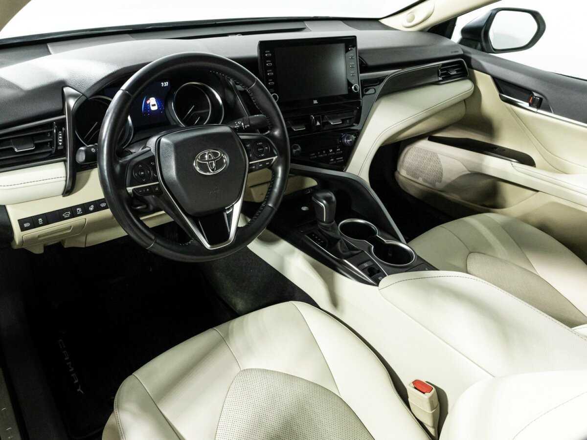 Toyota Camry, 2021 Фото №10