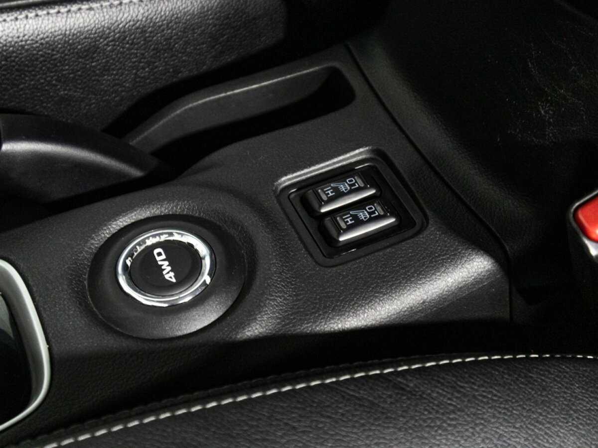 Mitsubishi Outlander, 2016 Фото №21