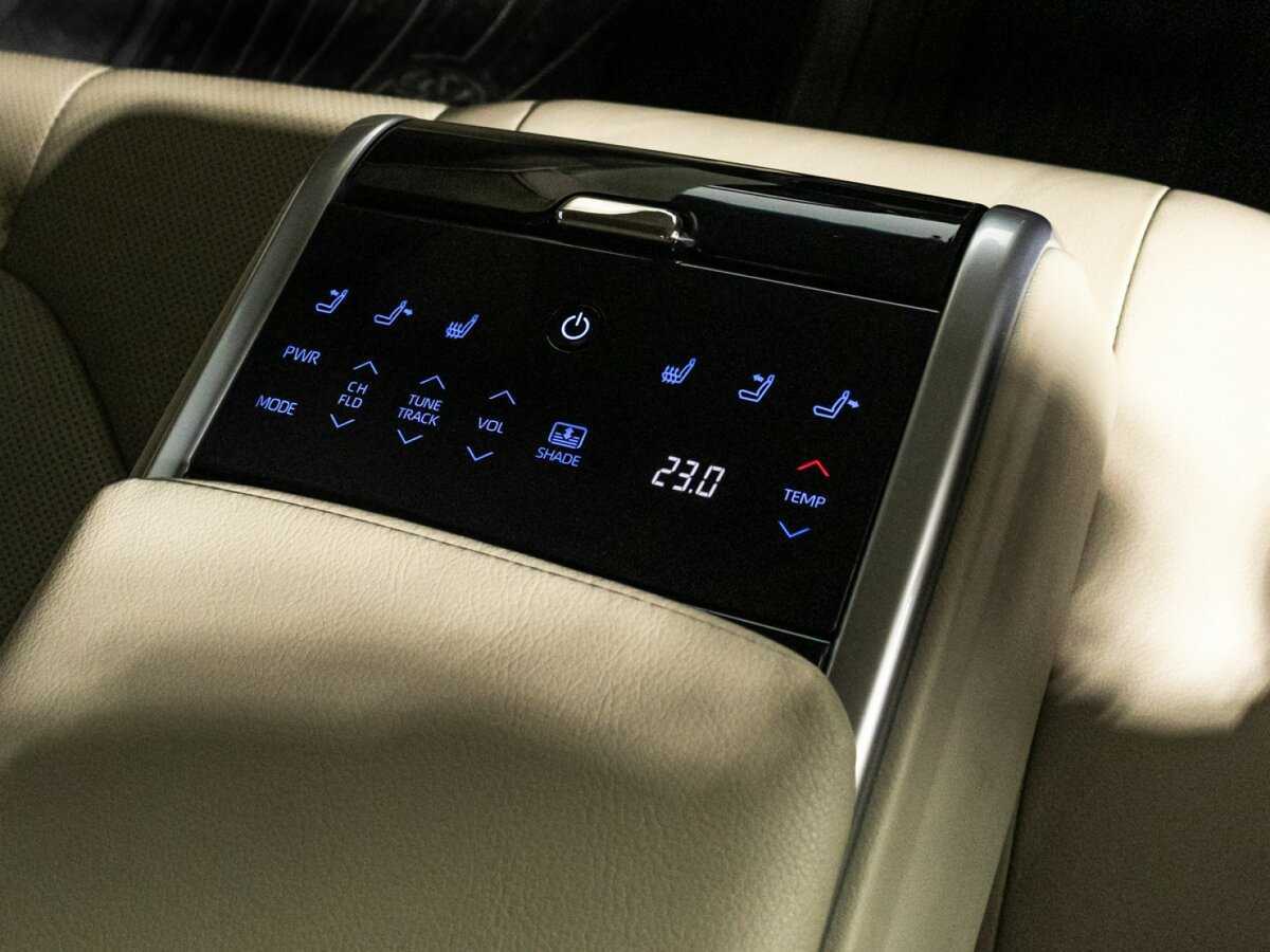Toyota Camry, 2018 Фото №27