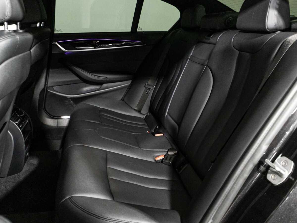 BMW 5 серии 520i, 2018 Фото №10