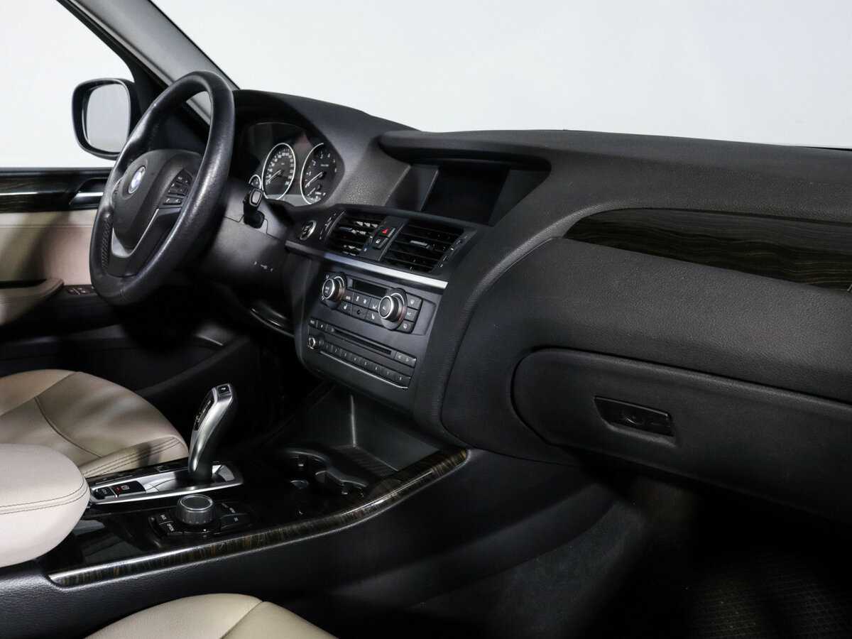 BMW X3 28i xDrive, 2013 Фото №9
