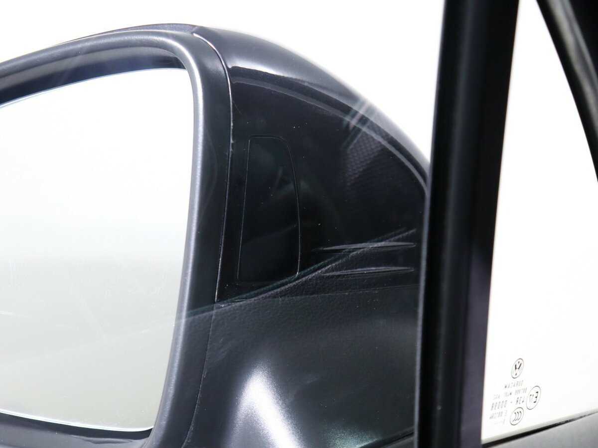 Volkswagen Tiguan, 2020 Фото №16