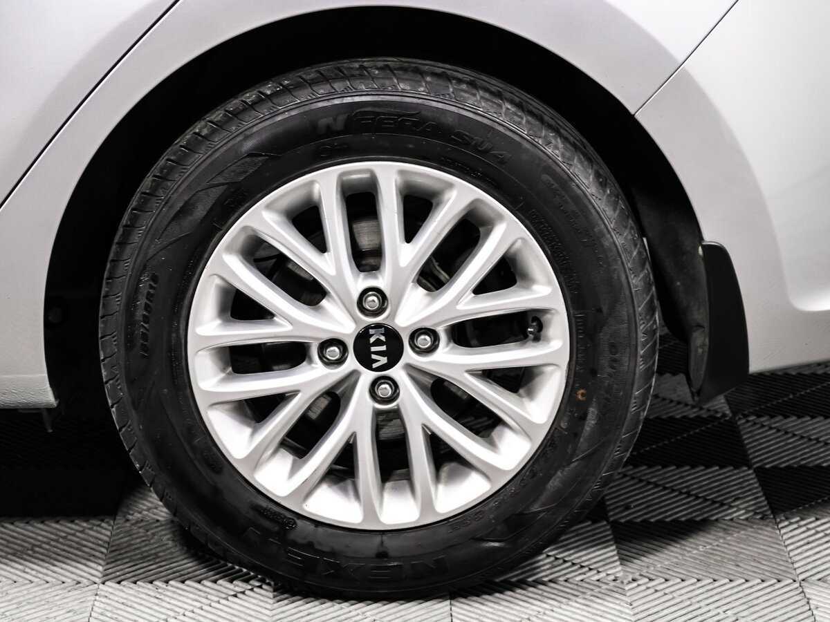 Kia Rio, 2018 Фото №15