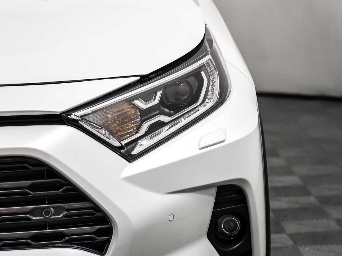 Toyota RAV4, 2021 Фото №15