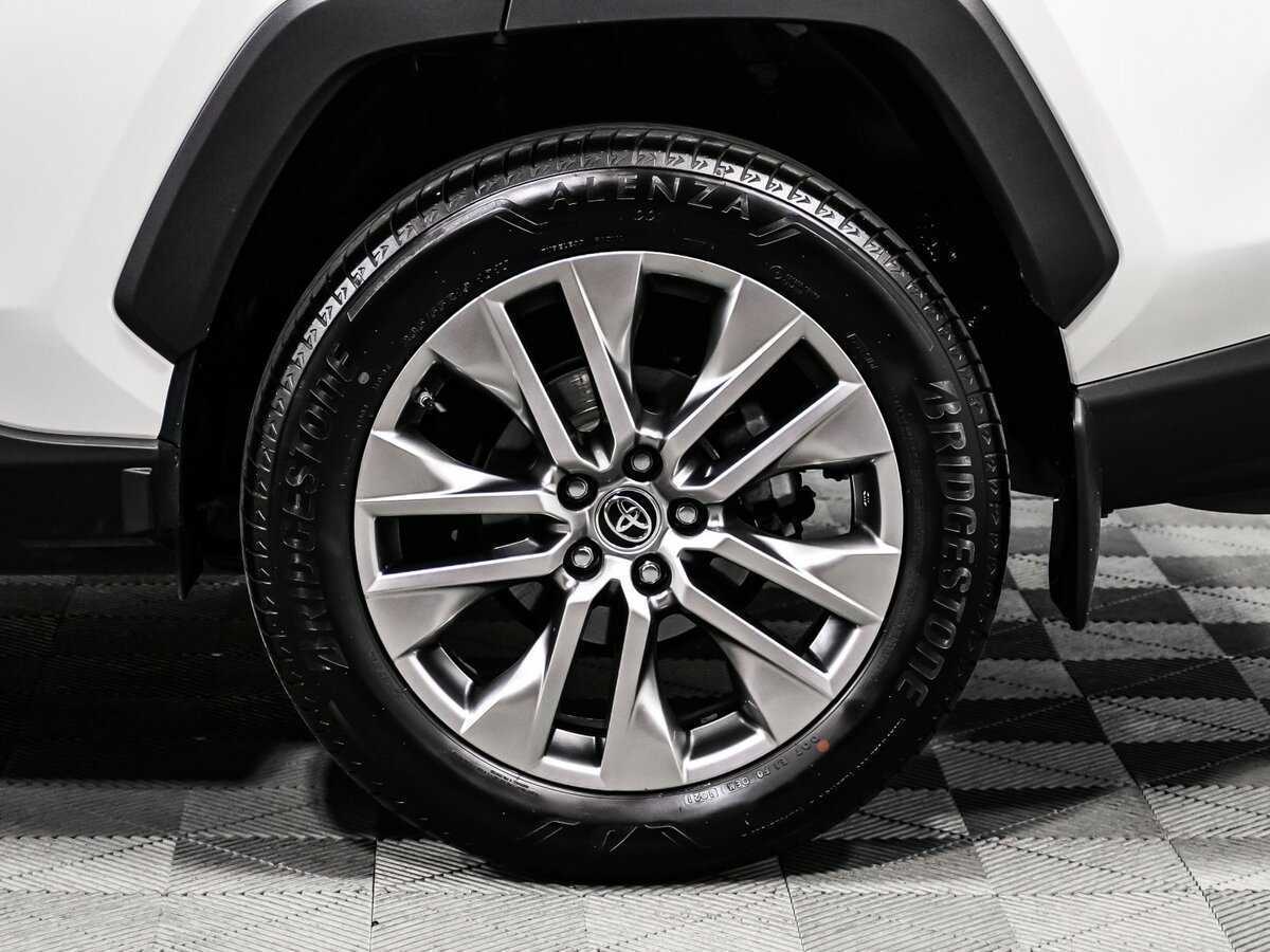 Toyota RAV4, 2021 Фото №16