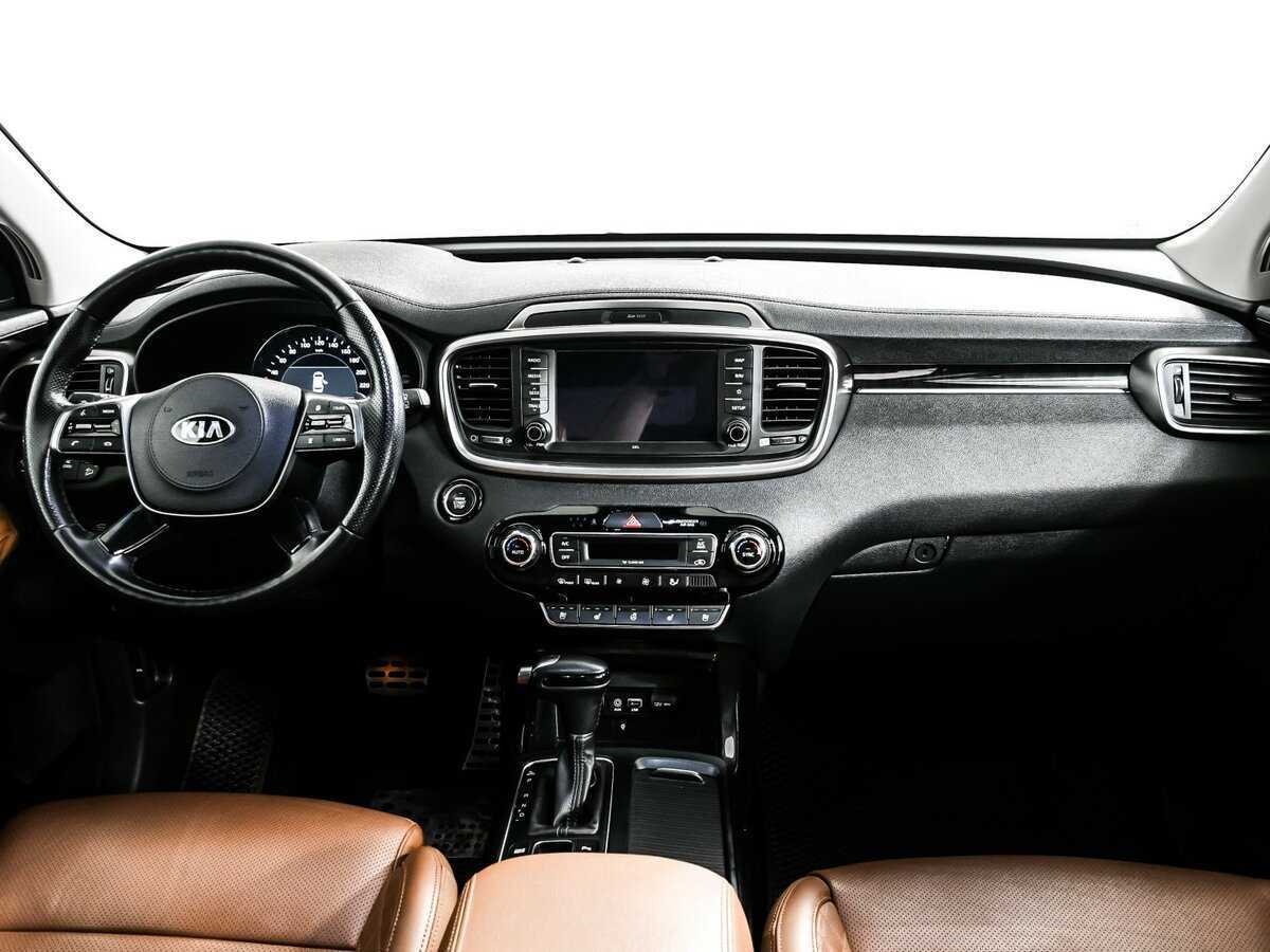 Kia Sorento, 2018 Фото №11