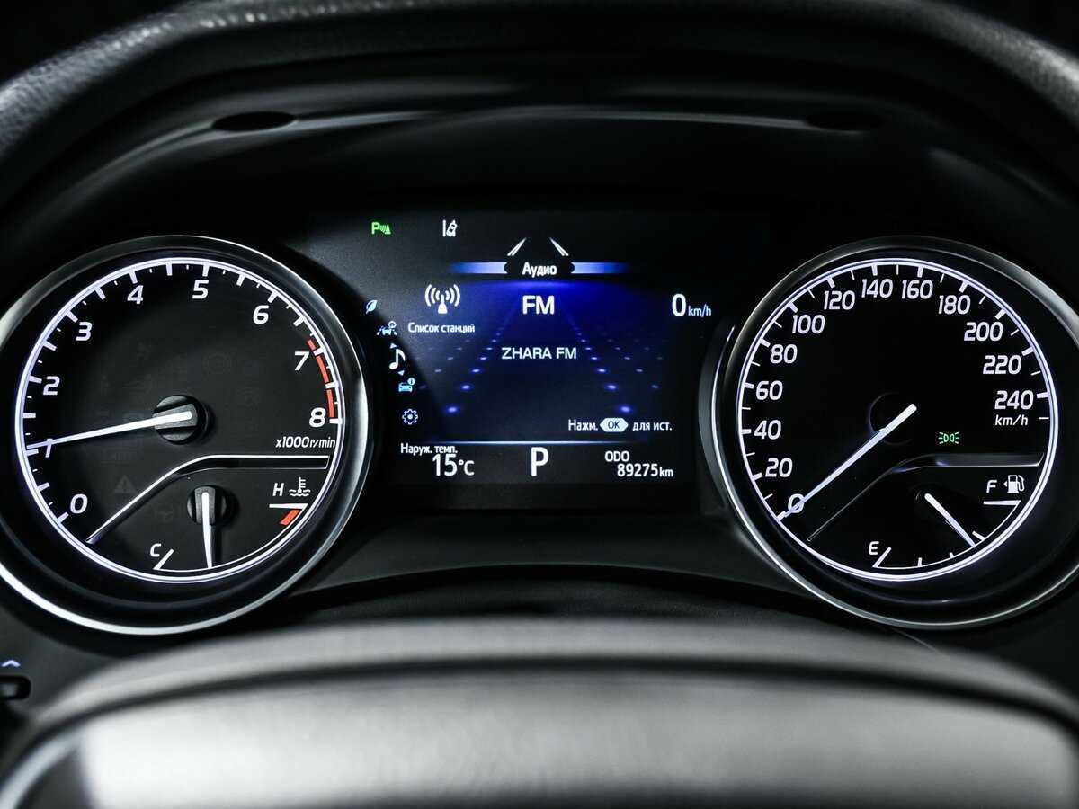 Toyota Camry, 2018 Фото №10