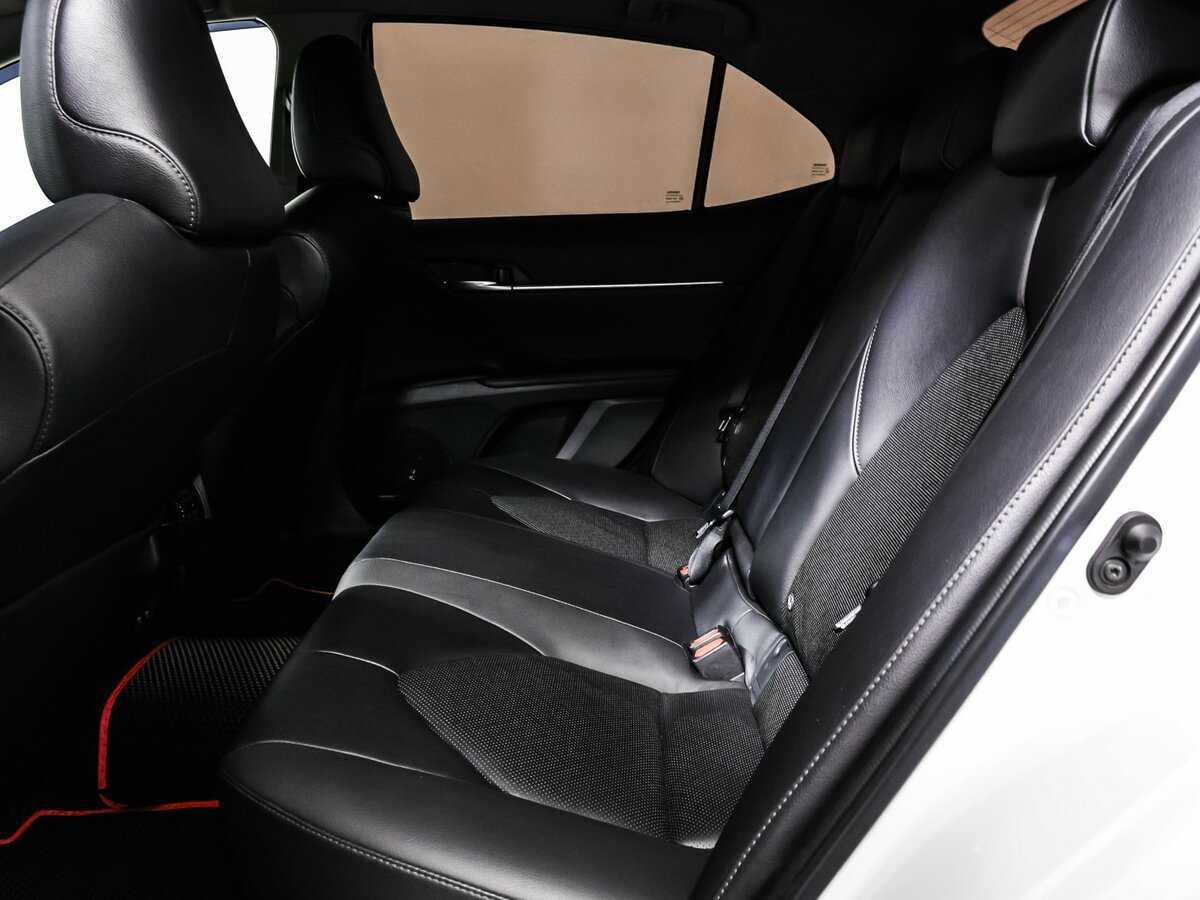Toyota Camry, 2021 Фото №13