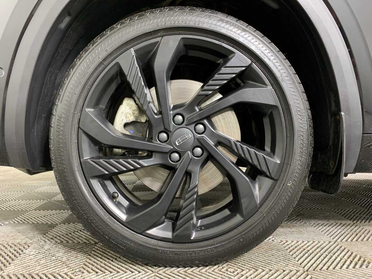 Geely Monjaro, 2023 Фото №9