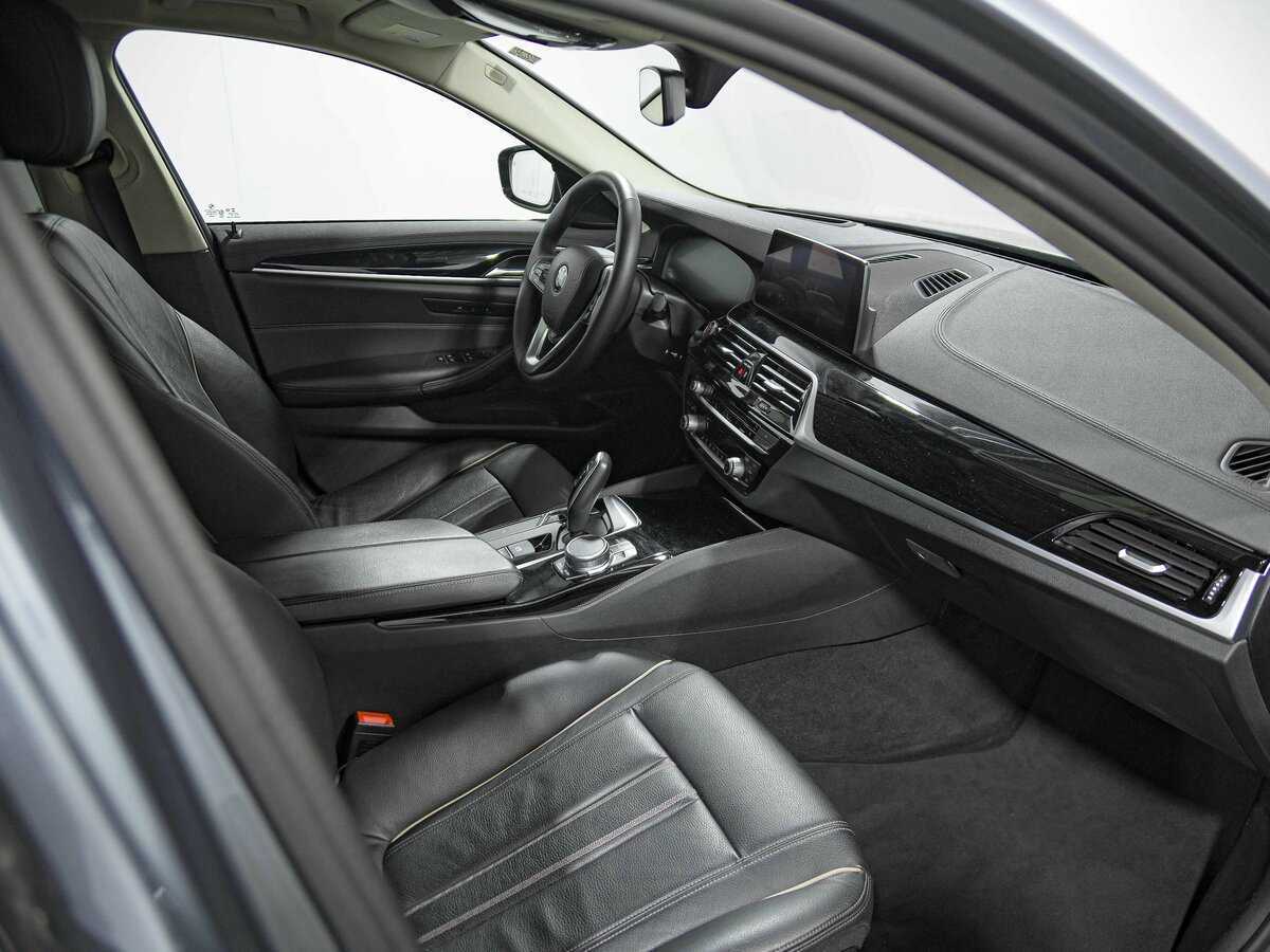 BMW 5 серии 520i, 2019 Фото №21