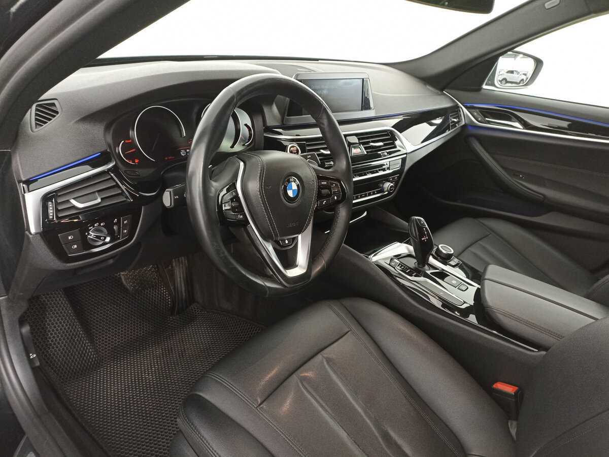 BMW 5 серии 520d xDrive, 2018 Фото №15