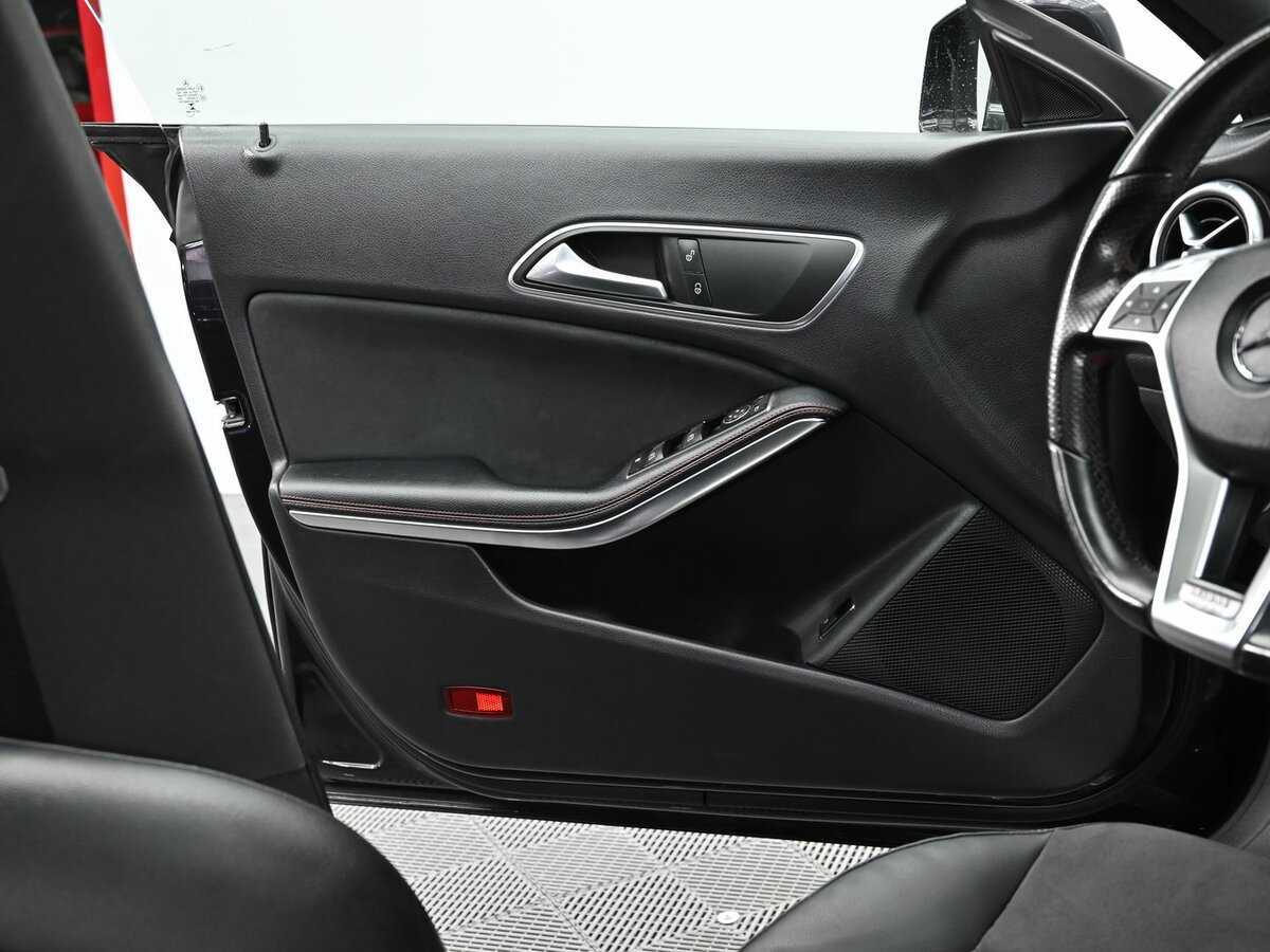 Mercedes-Benz CLA 200, 2013 Фото №9