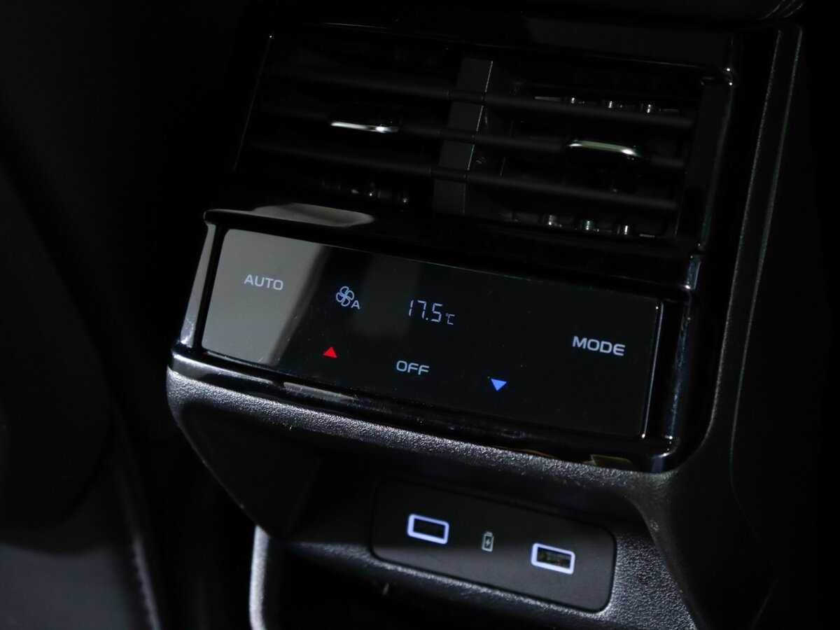 Geely Monjaro, 2022 Фото №27