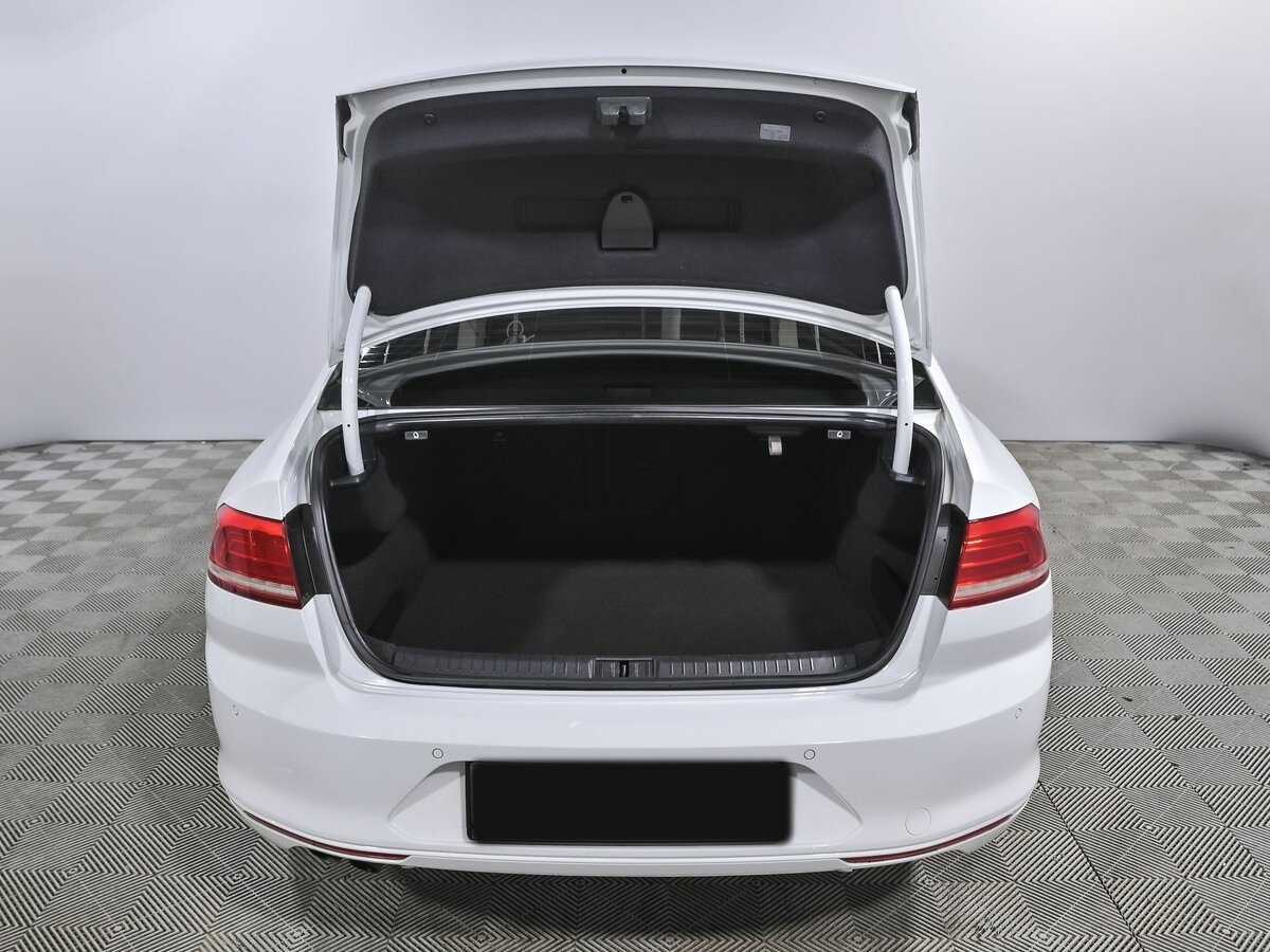 Volkswagen Passat, 2015 Фото №18