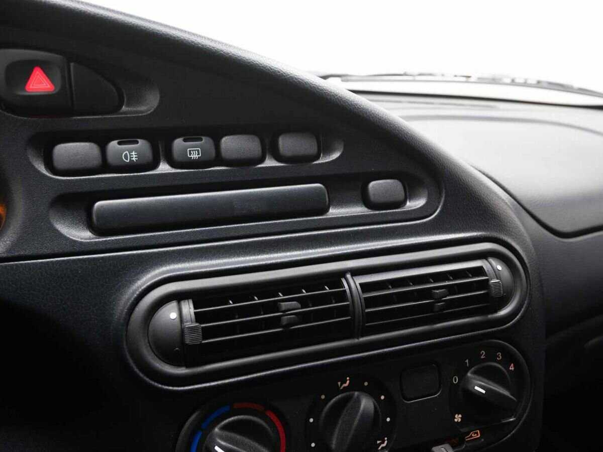 Chevrolet Niva, 2012 Фото №18