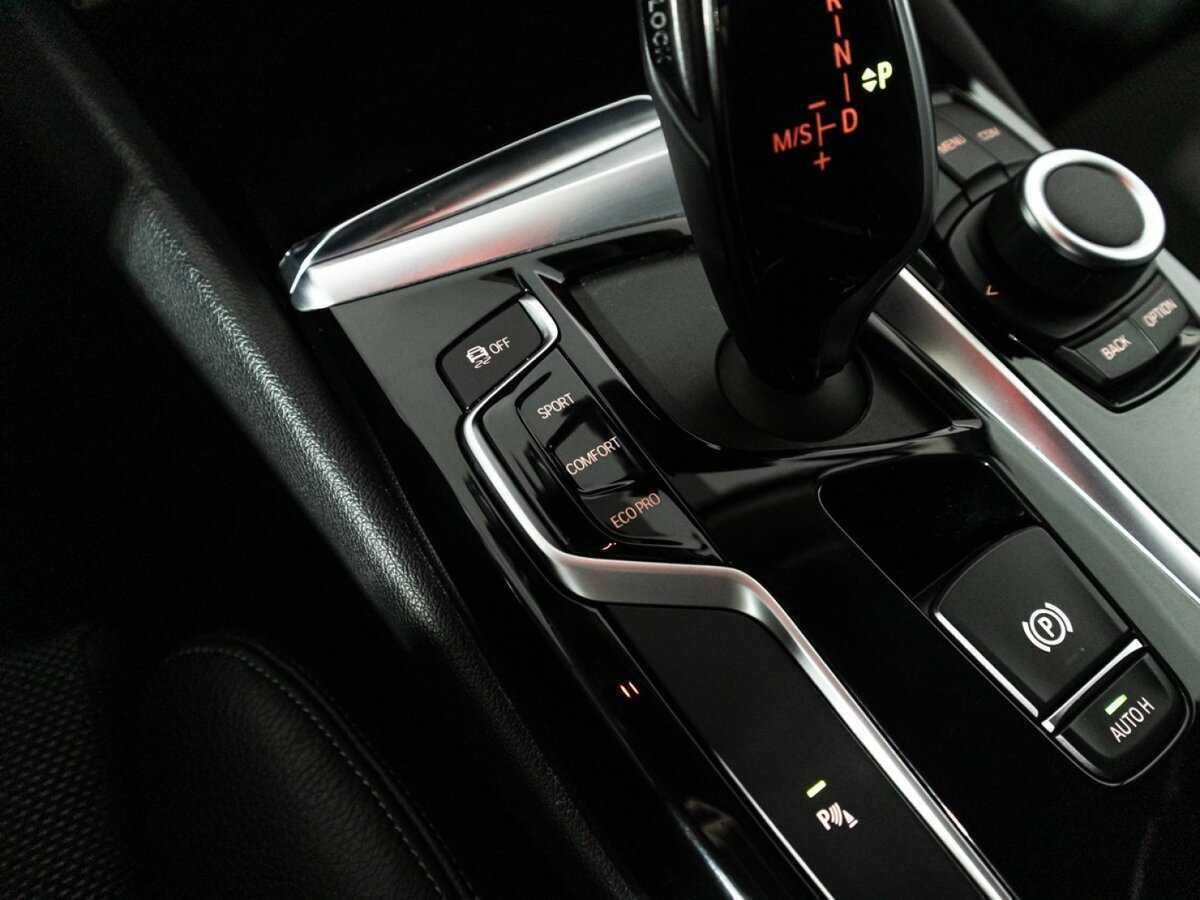 BMW 5 серии 520d, 2019 Фото №21