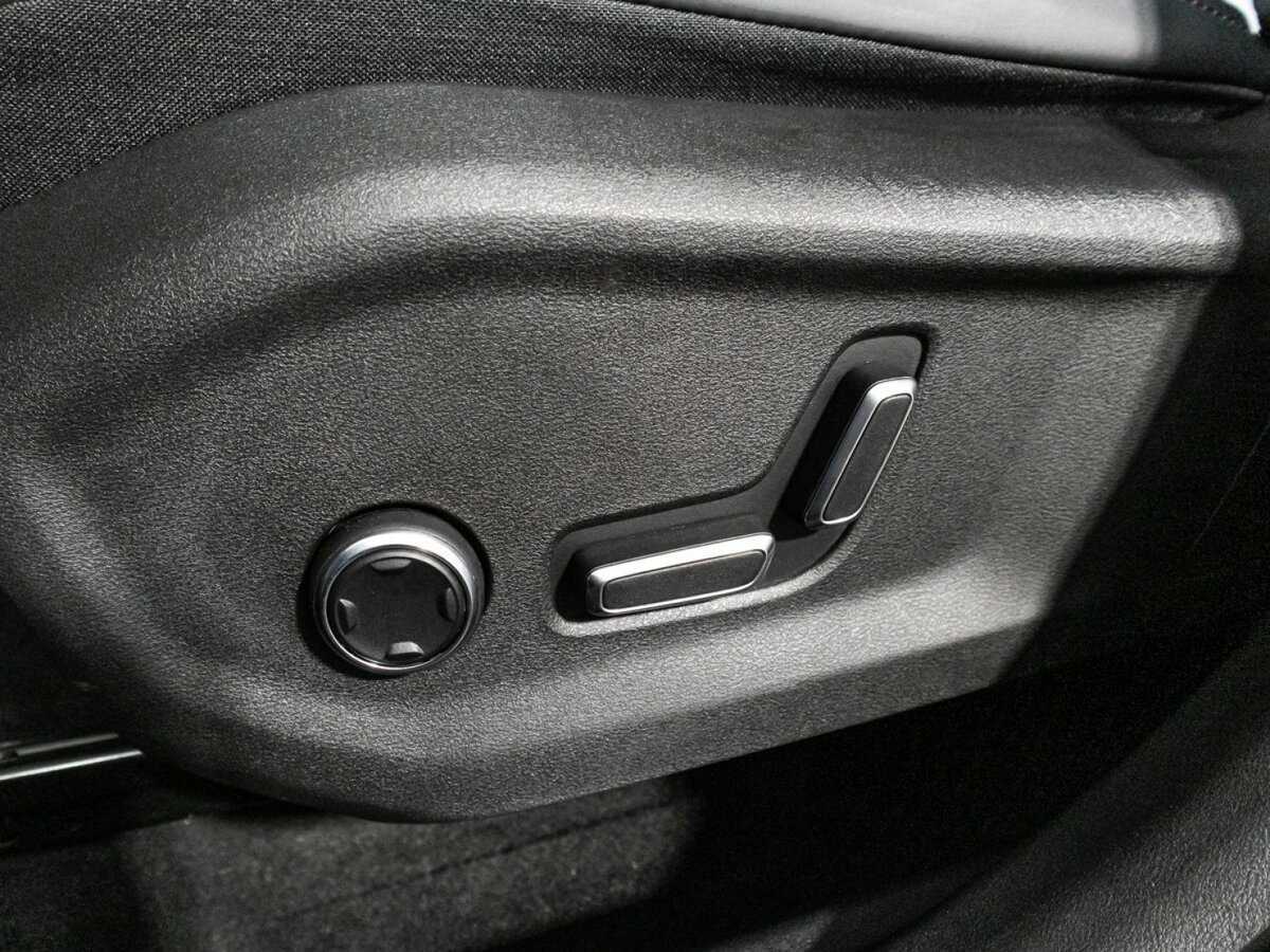 Geely Monjaro, 2023 Фото №17