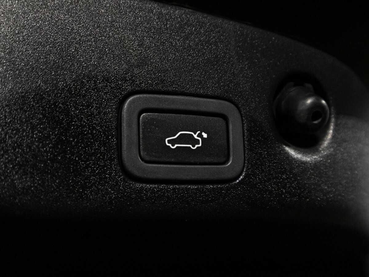 Jaguar XJ, 2015 Фото №15