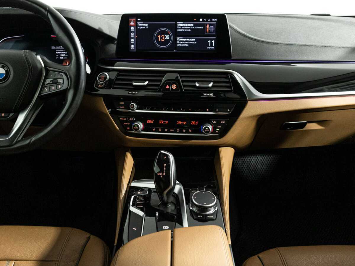 BMW 5 серии 520i, 2019 Фото №12