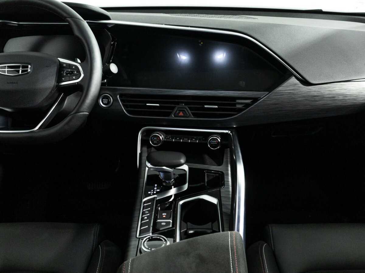 Geely Tugella, 2023 Фото №14