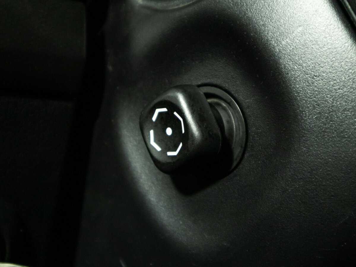 Toyota Land Cruiser Prado, 2012 Фото №19