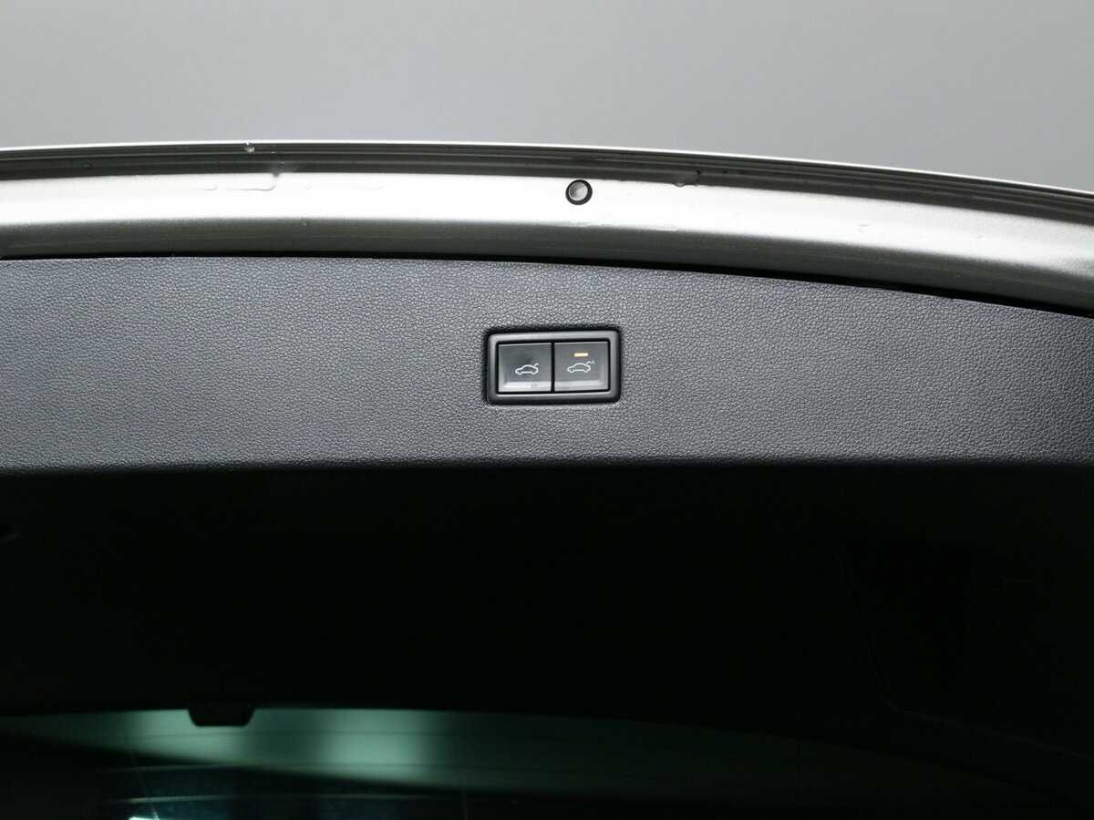 Volkswagen Tiguan, 2021 Фото №10