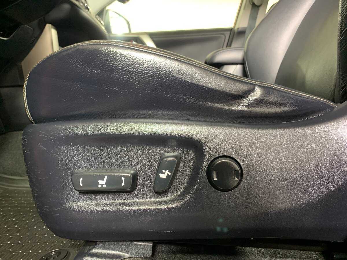 Toyota RAV4, 2013 Фото №17