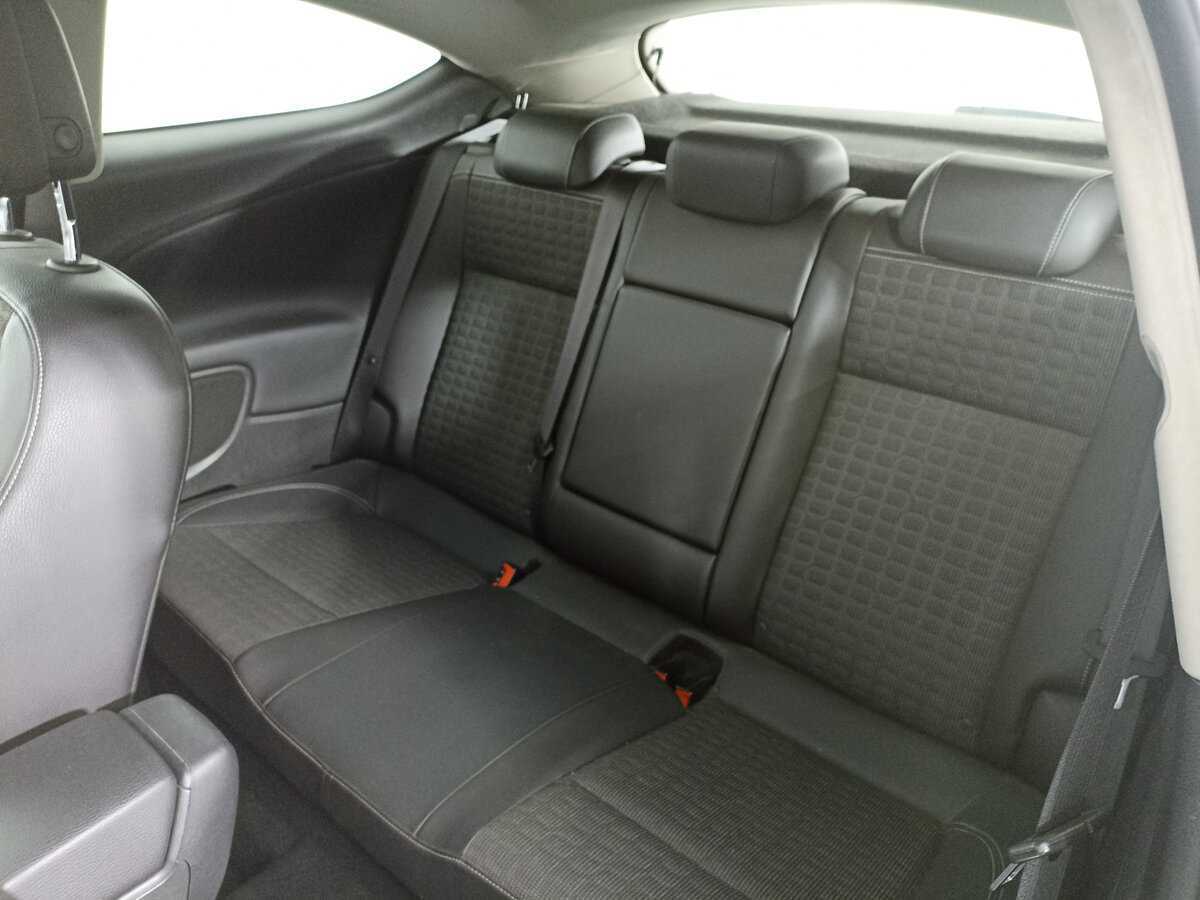 Opel Astra GTC, 2013 Фото №11