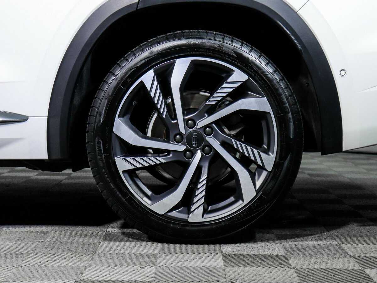 Geely Monjaro, 2023 Фото №12