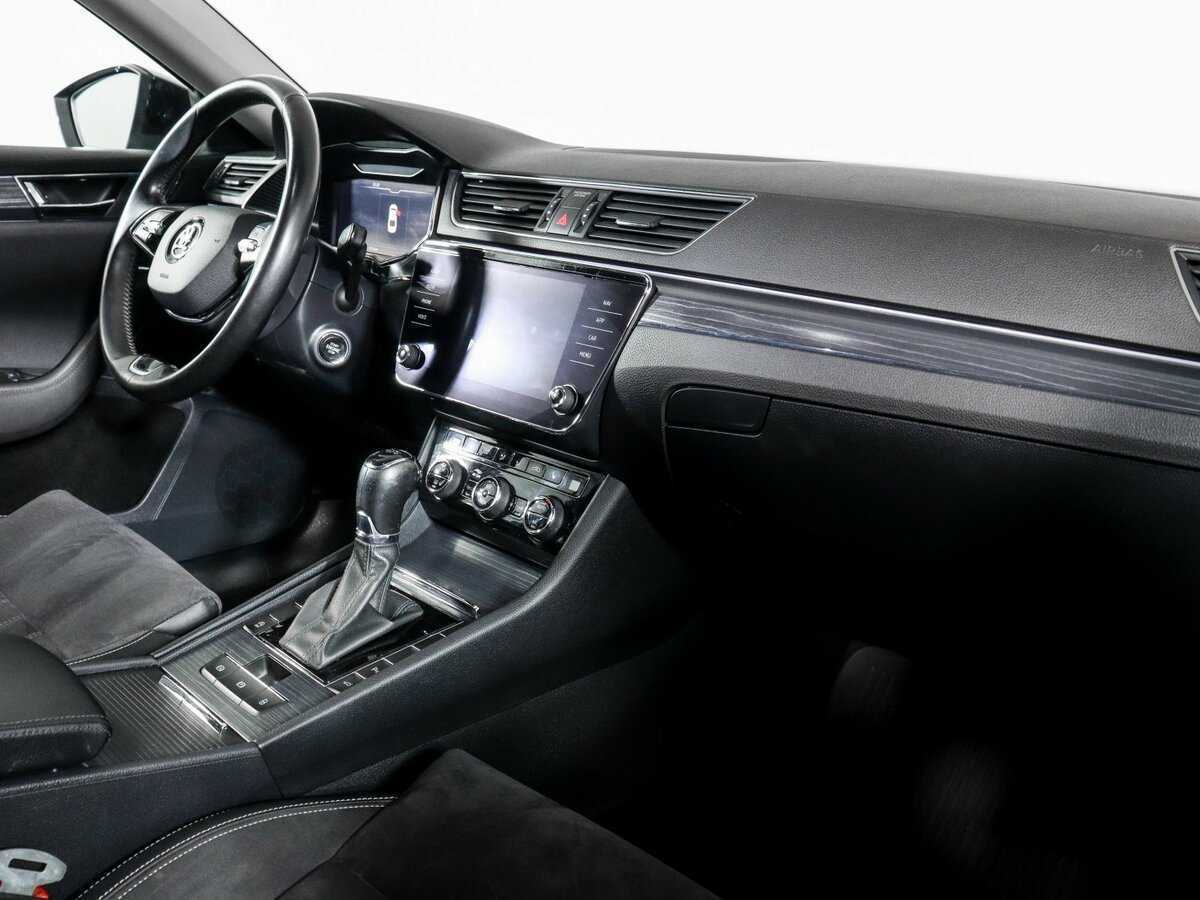 Skoda Superb, 2021 Фото №6